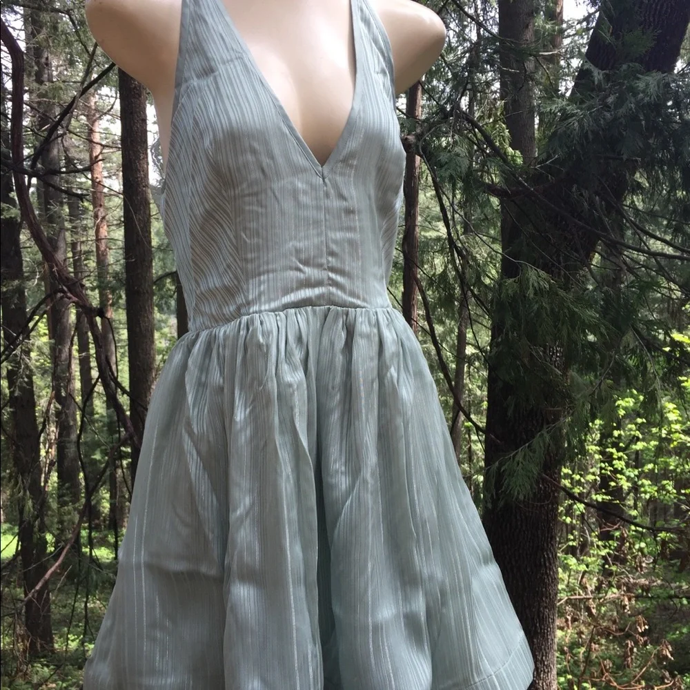 Bebe palest pastel mint green, lace panel backed halter dress - Picture 2 of 14